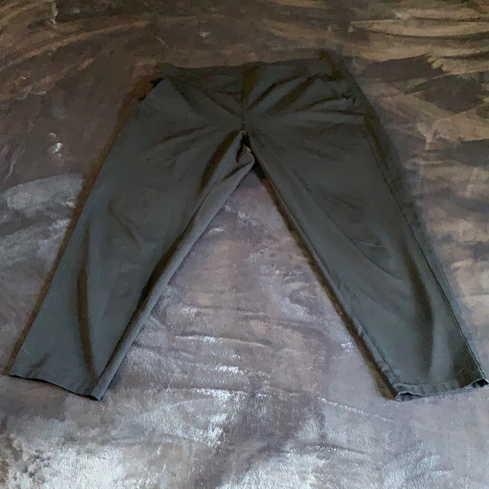 Athletic pants